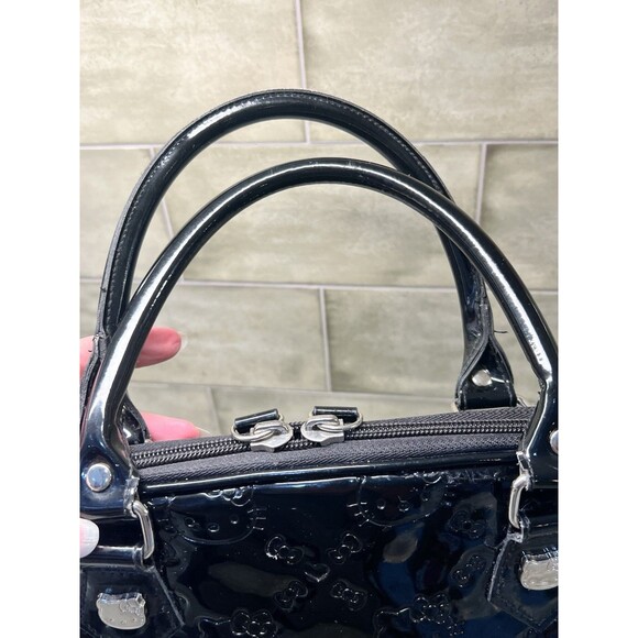 Loungefly Sanrio Hello Kitty Bowler Tote Large Bag Embossed City Bag Pink Inside - Picture 14 of 16